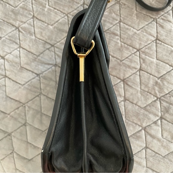 Vintage Textured Black and Brown Purse - Picture 4 of 5